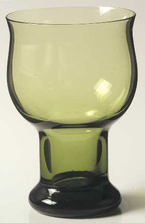 Clarion Green Wine Glass