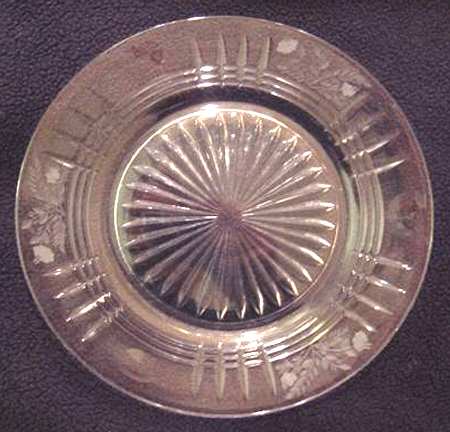 1003-1 Luncheon Plate