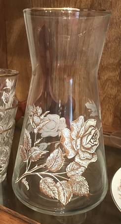 Rose Bouquet Carafe