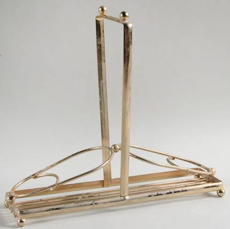 Golden Foliage Metal Condiment Stand with Center Handle