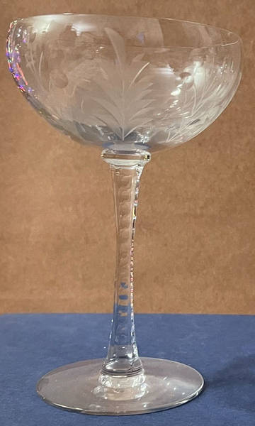 Water Witch Champagne/Tall Sherbet
