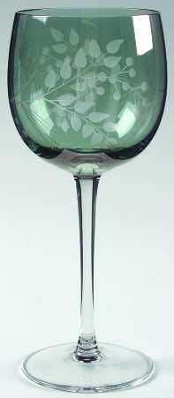 Williamsburg Boxwood and Pine Green Balloon Wine