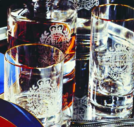 Estate Crest Gold Double Old Fashioned