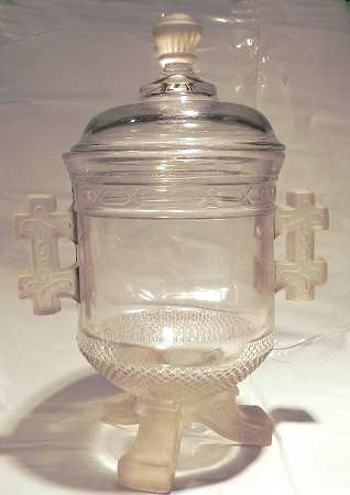Queen Anne Bowl Has Lip, Sugar Bowl & Lid