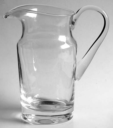 Latham 44 Oz Pitcher
