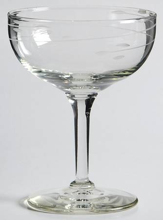 Interlude (Smooth Stem) Champagne/Tall Sherbet