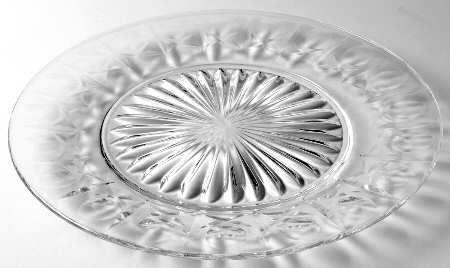 Olive & Cross (No Safety Lip) Luncheon Plate