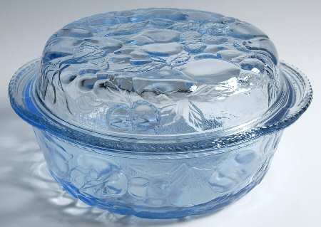 Orchard Fruit Blue 3 Quart Round Covered Casserole