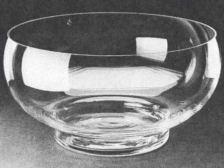 Crystal Gallery Collection 9" Cupped Bowl