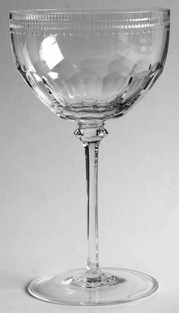 Dagny Wine Glass