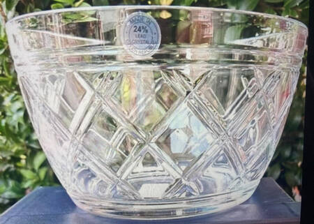 Brogan Classic 8" Centerpiece