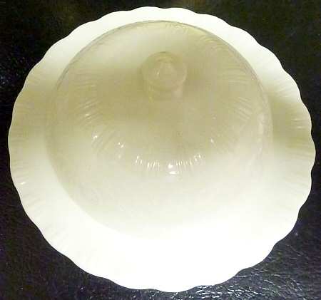 Chinex Classic Ivory Round Covered Butter