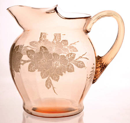 Dogwood Pink 80 Oz Ice Lip Pitcher