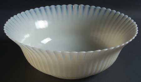 Petalware Cremax (Beige) 8" Large Fruit Bowl