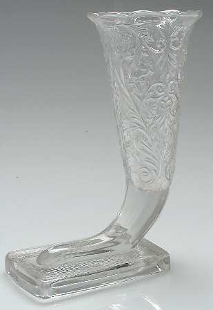 Rock Crystal Clear 8" Cornucopia Vase