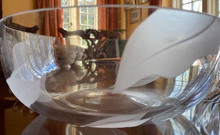 Calla Lily 9" Round Bowl