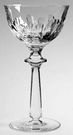 Hampton Court Wine Glass