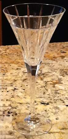 New Horizon Wine Glass