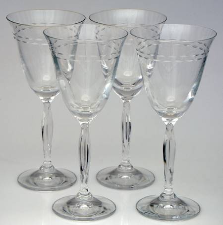 Sutton Point Water Goblet - Set of 4