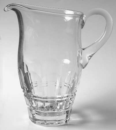 Tuxedo 40 Oz Pitcher
