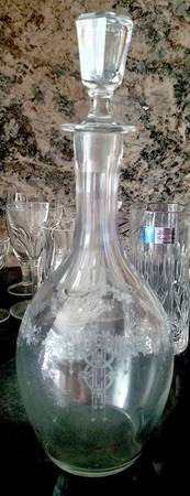 Roseland Clear Decanter & Stopper