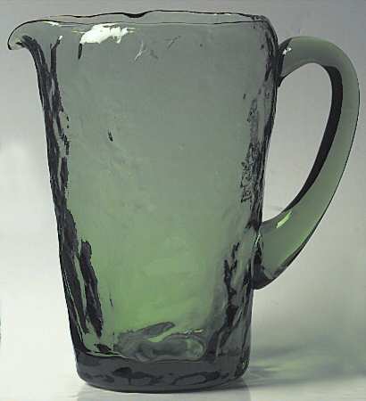 Crinkle Green 28 Oz Pitcher