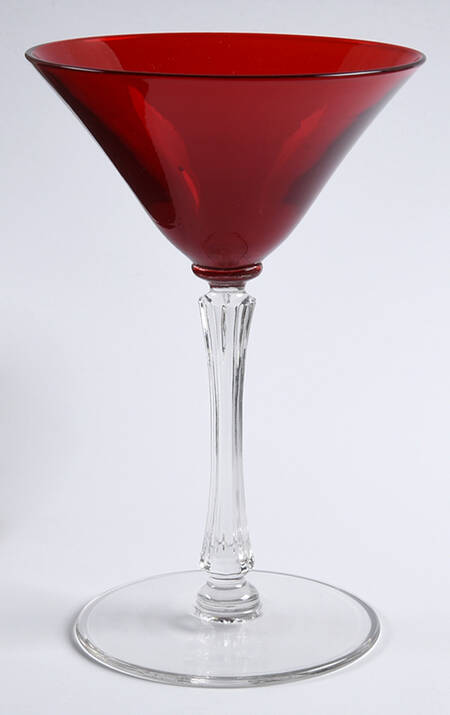 Empress Spanish Red Liquor Cocktail