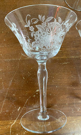 Floret (7711) Champagne/Tall Sherbet