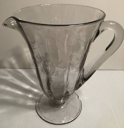 Sunrise Medallion Clear (Stem 7630) 48 Oz Pitcher