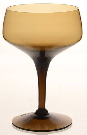Vision Nutmeg (Brown) Champagne/Tall Sherbet