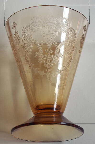 Virginia (Stem 7614, Non Optic) Iced Tea