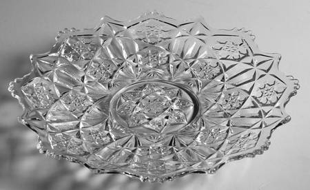 Toltec Clear 10" Sandwich Plate