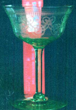 Neclace Green (Stem 7577) Champagne/Tall Sherbet