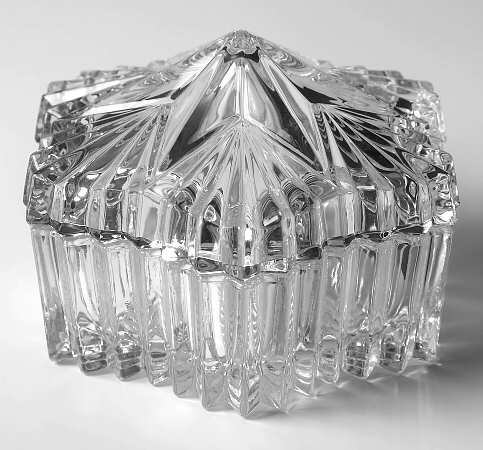 Diamond Fire Snowflake Box & Lid