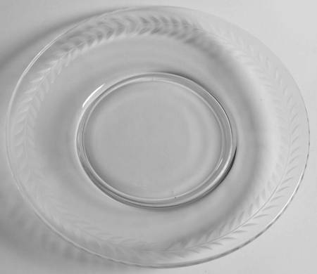 7685-3 Luncheon Plate