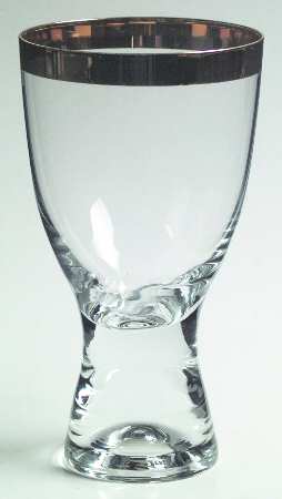 Oslo Gold Water Goblet