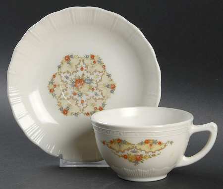Cremax Pie Crust Princess Cup & Saucer Set