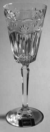 Tudor Lane Wine Glass