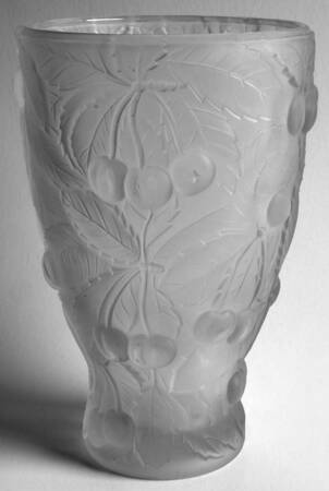 Bountiful (Frosted Design) 8" Flower Vase