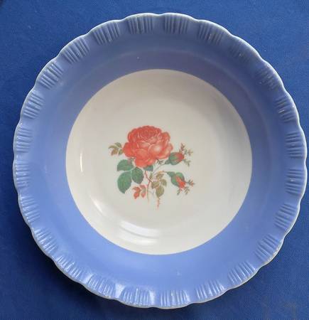 Chinex Classic Blue 9" Round Vegetable Bowl