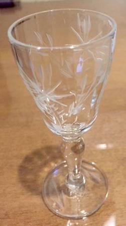 C-365 (Smooth Stem) Cordial Glass