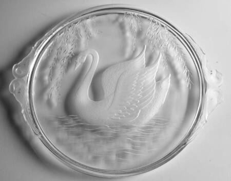 Swan Handled Cake Plate
