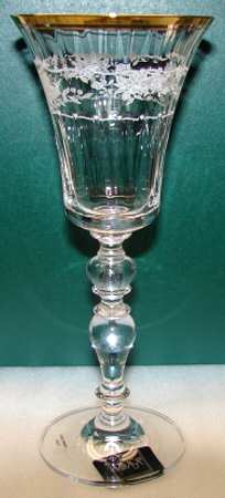 Garden Gala Gold Wine Glass