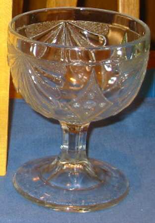 Fan with Diamond & Shell Champagne/Tall Sherbet