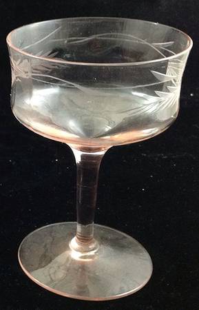 Cut 466 Pink Champagne/Tall Sherbet