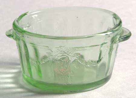 Jennifer Minatures Green Ice Bucket
