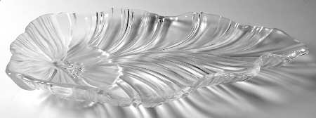 Hibiscus Frost 13" and Over, Platter by Mikasa