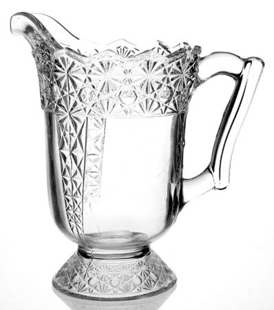 Queen 48 Oz Pitcher