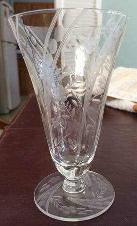7660 1-2-1 Footed Tumbler