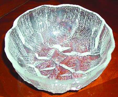 Ice Castles 6" Round Bowl